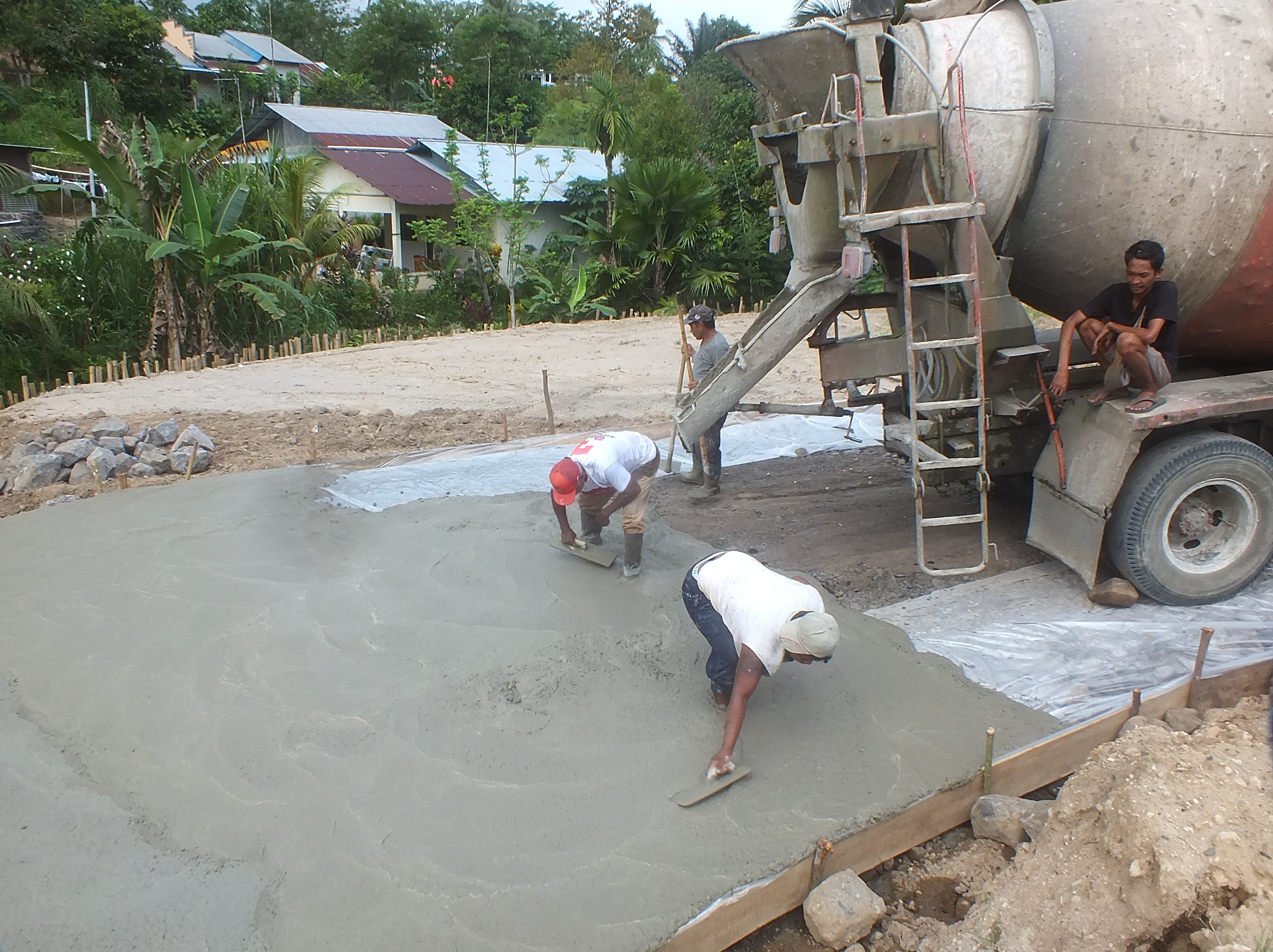 Akses jalan Poliland Kairagi